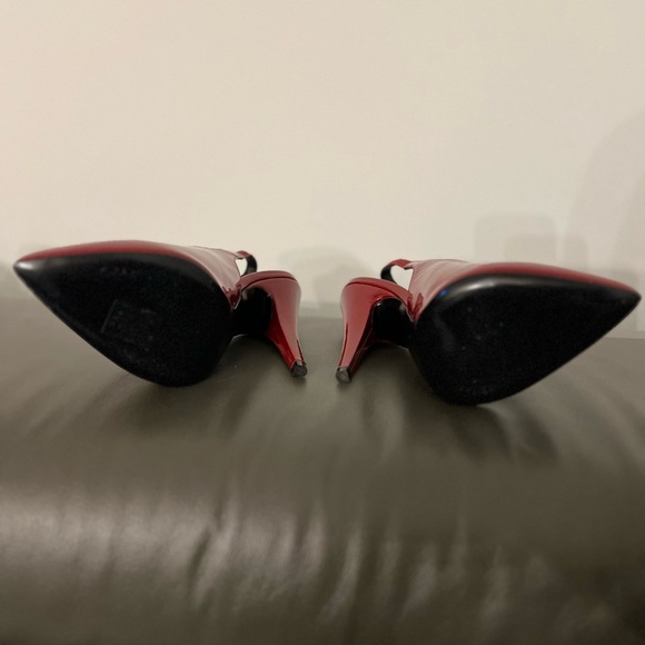 Saint Laurent Hot Red Heels - Picture 5 of 9